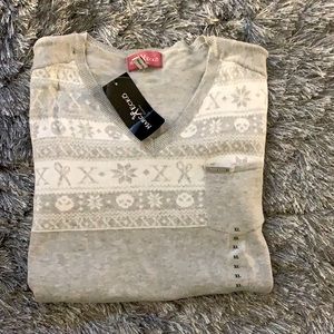 Sweater V-neck bran new